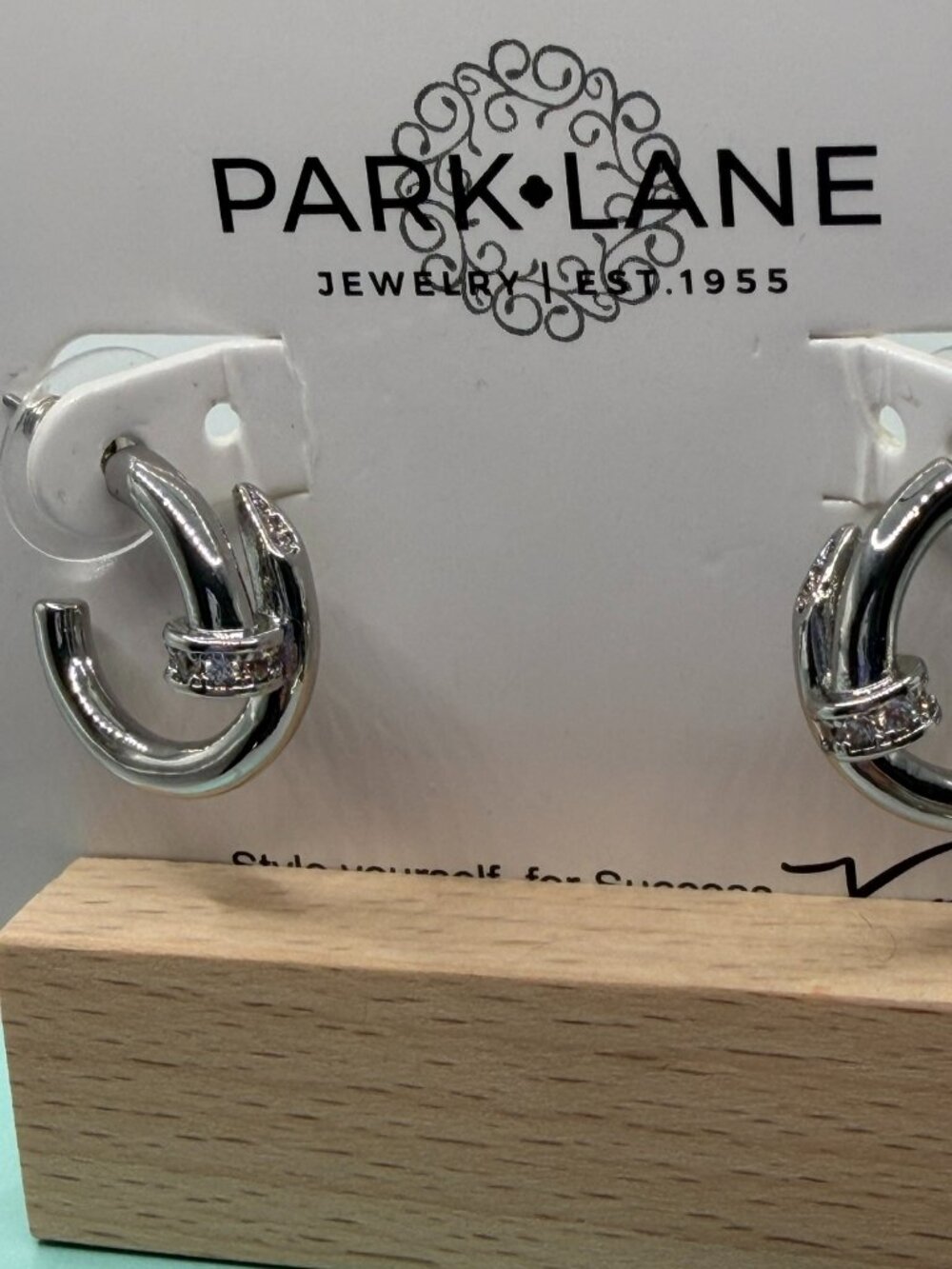 Crest Earrings - Silver